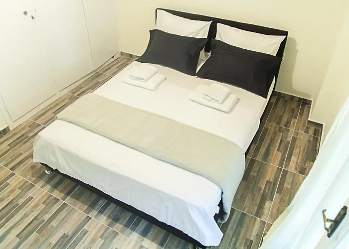 Fiλoξεnia in Gazi- Athens center Apartment